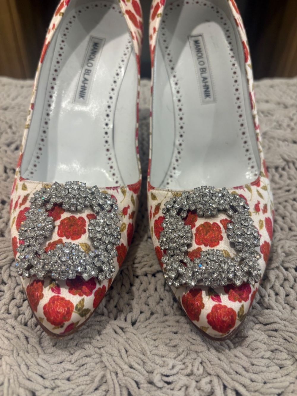 Manolo Blahnik Heel - Picture 2 of 4